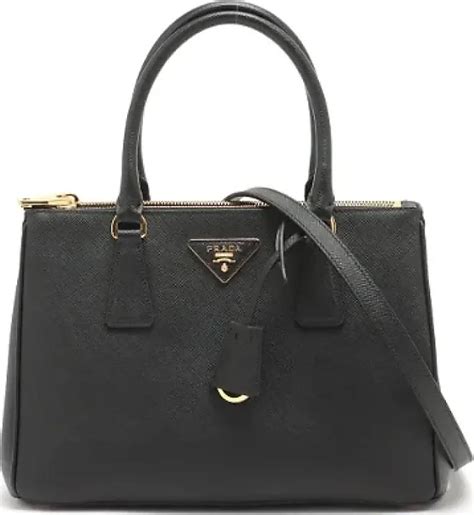 prada taschen preise